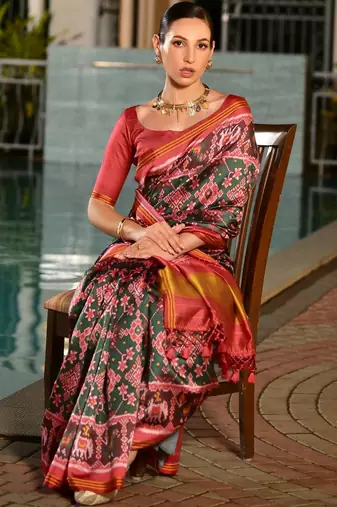 Rajkoti Ikkat Ethnic Motifs Patola Saree