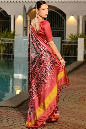 Rajkoti Ikkat Ethnic Motifs Patola Saree