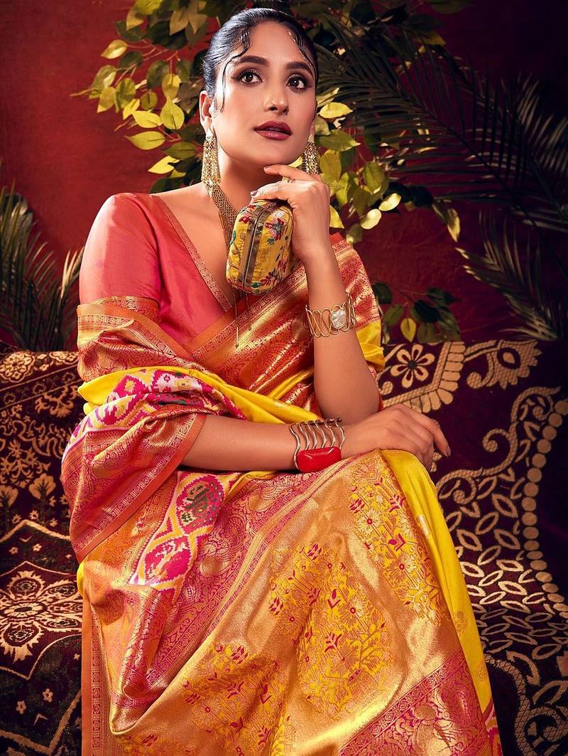 Ethnic Motifs Woven Design Zari Paithani Saree