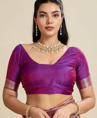 Zari Woven Butti Banarasi Silk Saree with Big Flower Border and Detail Work 7