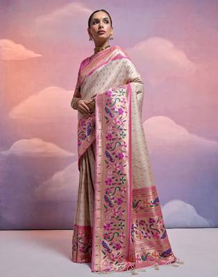 Ethnic Motifs Woven Design Zari Paithani Saree 2