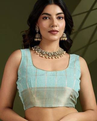 All Over Checks Zari Woven Soft Silk Saree with Zari Details 7