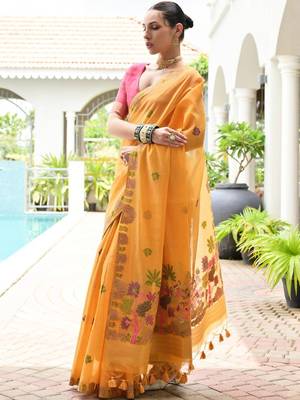 Woven Design Zari Pure Cotton Banarasi Saree with Contrast Blouse 3
