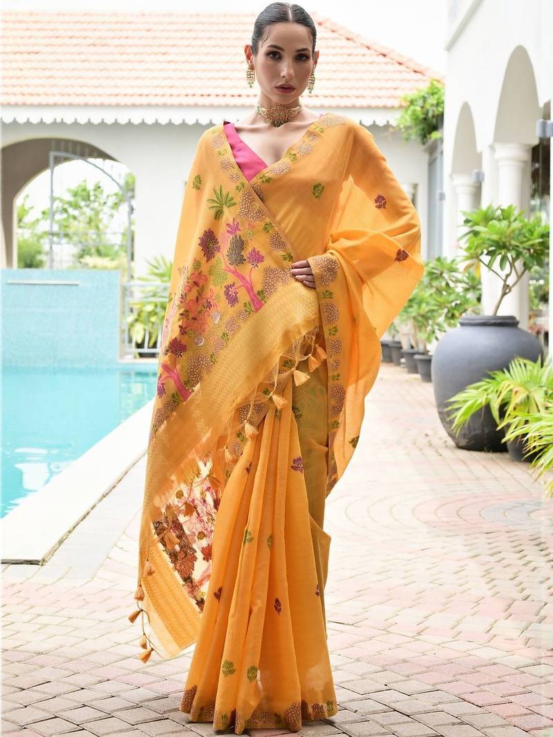 Woven Design Zari Pure Cotton Banarasi Saree with Contrast Blouse