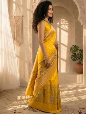 Batik Zari Silk Blend Designer Banarasi Saree 2