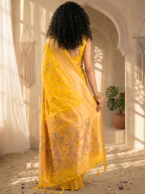 Batik Zari Silk Blend Designer Banarasi Saree 4