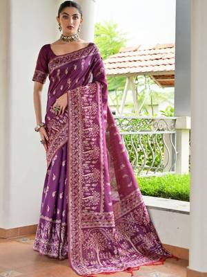 Woven Design Zari Banarasi Saree 1