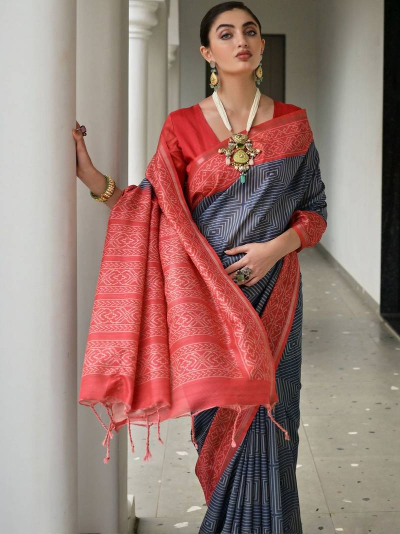 Geometry Printed Saree and Solid Blouse
