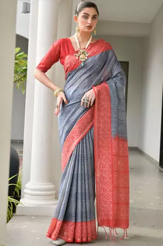 Geometry Printed Saree and Solid Blouse