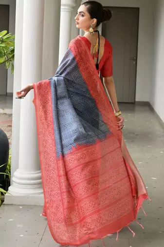 Geometry Printed Saree and Solid Blouse
