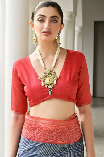 Geometry Printed Saree and Solid Blouse