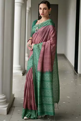 Geometric Printed Saree with Blouse Piece