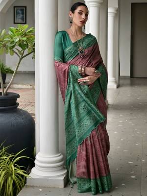 Geometric Printed Saree with Blouse Piece 4