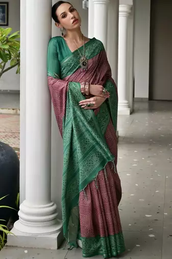 Geometric Printed Saree with Blouse Piece