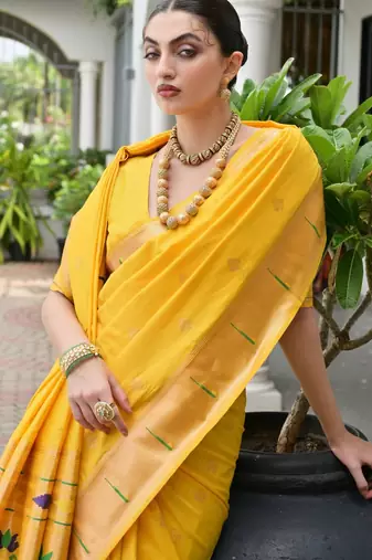 Ethnic Motifs Woven Design Zari Paithani Saree