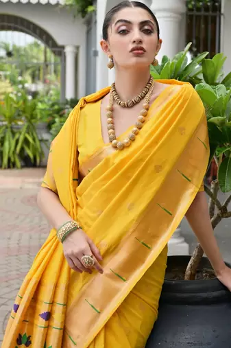 Ethnic Motifs Woven Design Zari Paithani Saree