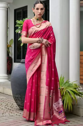 Ethnic Motifs Woven Design Zari Paithani Saree