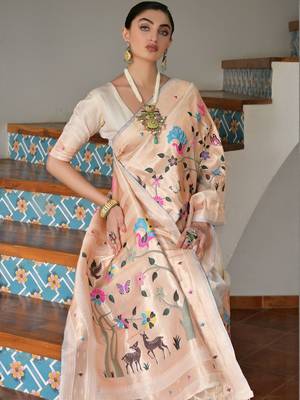 Ethnic Motif Woven Design Zari Banarasi Saree 2