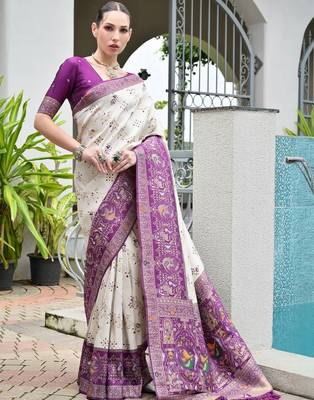 Ethnic Motifs Woven Design Zari Banarasi Saree 1