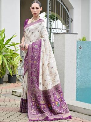 Ethnic Motifs Woven Design Zari Banarasi Saree 2