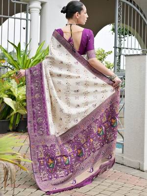 Ethnic Motifs Woven Design Zari Banarasi Saree 3