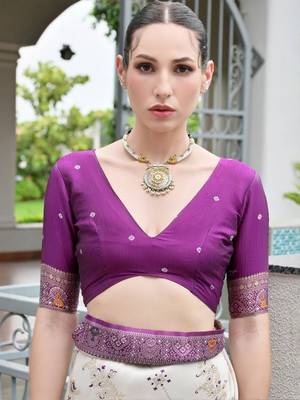 Ethnic Motifs Woven Design Zari Banarasi Saree 6