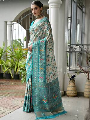 Banarasi Silk Patola Saree with Blouse 3