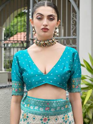 Banarasi Silk Patola Saree with Blouse 6