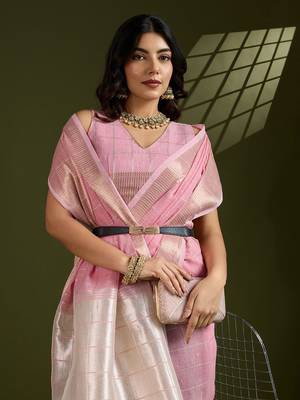 All Over Checks Zari Woven Soft Silk Saree with Zari Details 5
