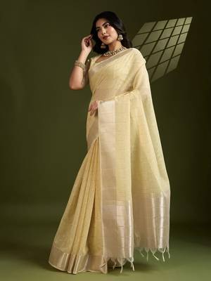 All Over Checks Zari Woven Soft Silk Saree with Zari Details 2