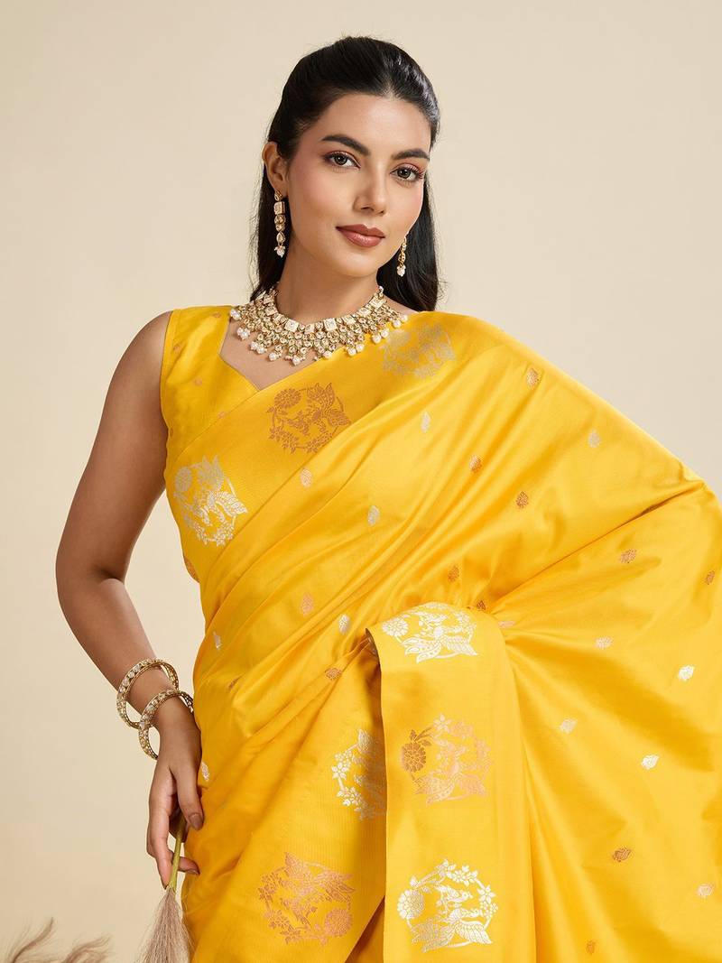 Copper Silver Zari Woven Butti Banarasi Silk Saree with Paithani Border