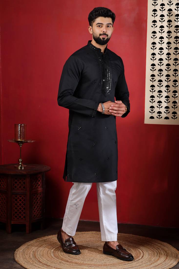 Black embroidered kurta payjama