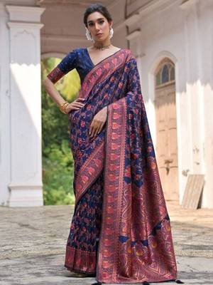 Woven Design Zari Pashmina Banarasi Saree 1