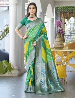 Leheriya Woven Design Zari Border Banarasi Silk Saree 1
