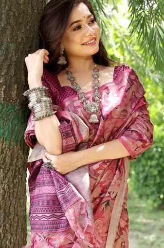 Stylish Floral Printed Zari Tussar Silk Saree