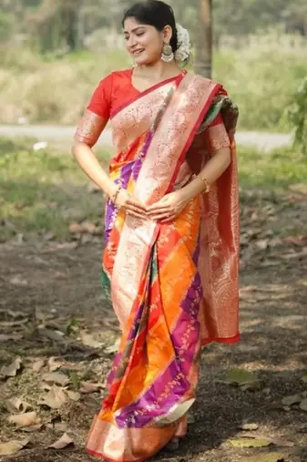 Leheriya Woven Design Zari Border Banarasi Silk Saree