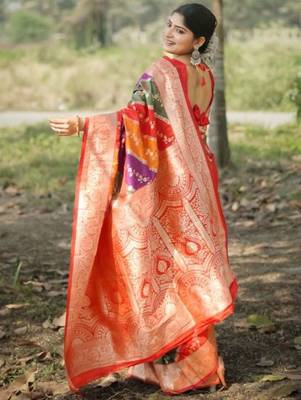 Leheriya Woven Design Zari Border Banarasi Silk Saree 3