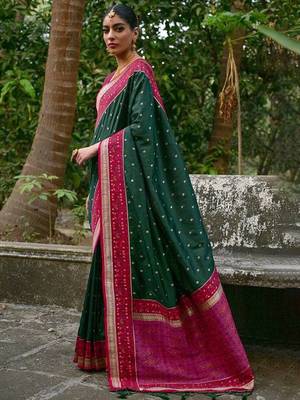 Woven Design Zari Banarasi Saree 2