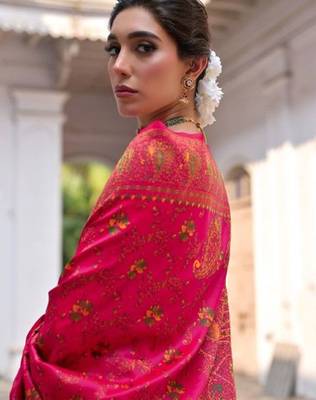 Woven Design Zari Pashmina Banarasi Saree 5