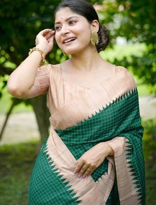 Checked Tussar Saree 4