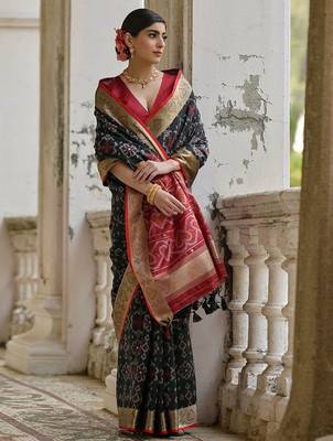 Jet Black Ethnic Motifs Woven Design Zari Ikkat Silk Saree 3