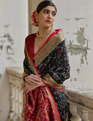 Jet Black Ethnic Motifs Woven Design Zari Ikkat Silk Saree 4