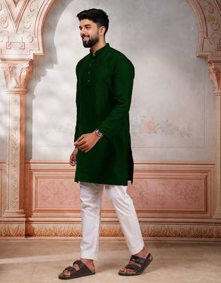 Green woven fancy kurta payjama for men 4