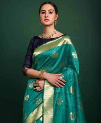 Woven Design Zari Patola Saree 3