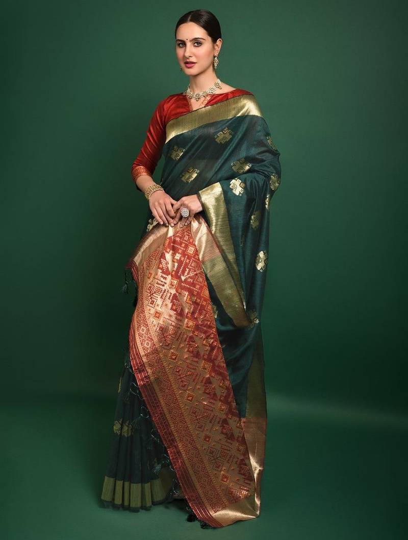 Ethnic Motifs Zari Woven Patola Saree