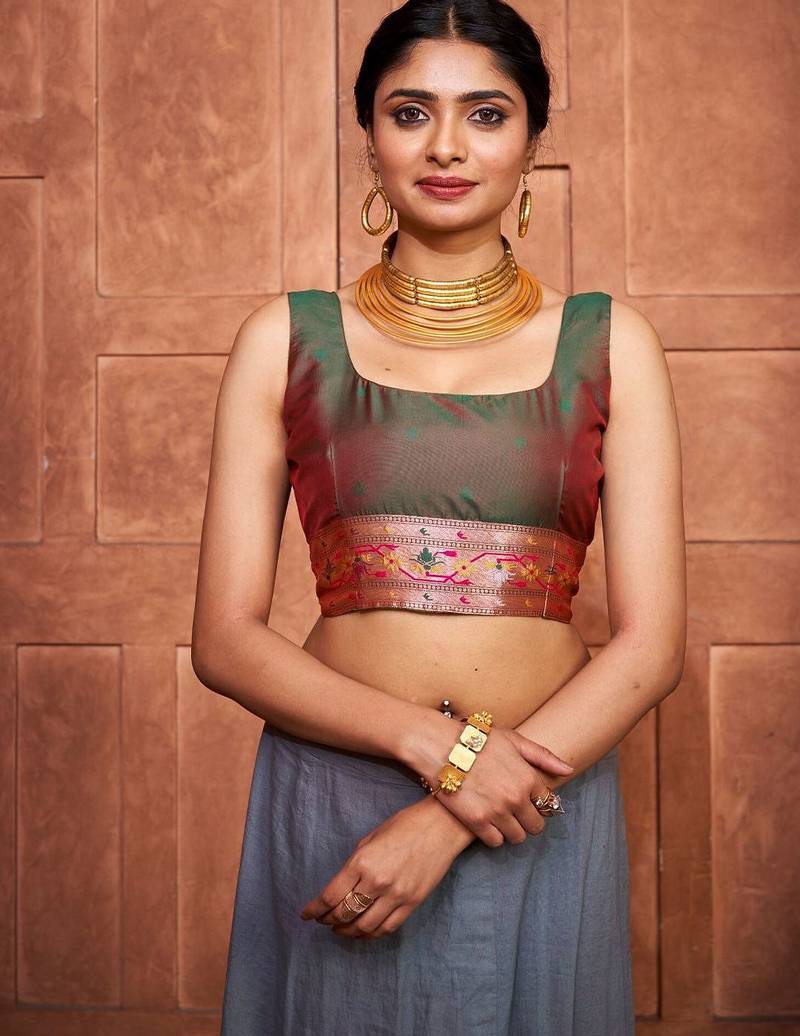 Ethnic Motifs Woven Design Zari Paithani Saree