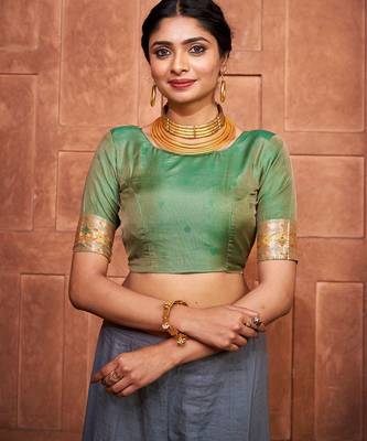 Woven Design Zari Paithani Saree 4