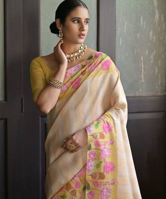 Ethnic Motifs Woven Design Banarasi Saree 3