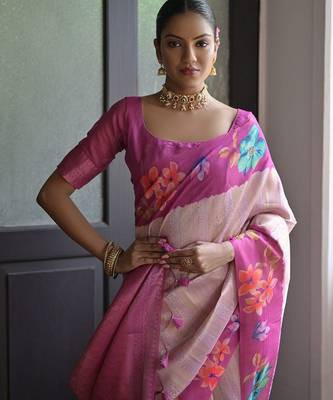 Floral Woven Design Banarasi Saree 3