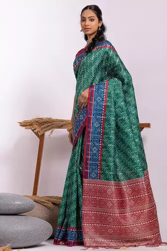 Floral Zari Tussar Saree With Tassels